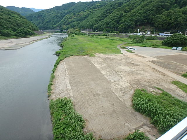 (主)市川三郷富士川線　富士橋旧橋撤去工事その１(一部債務)(余フ)